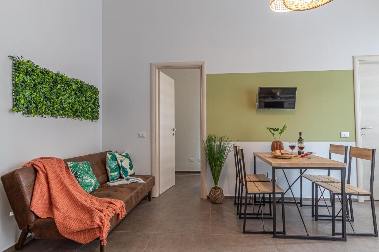 Galvani Apartments แตร์นี ภายนอก รูปภาพ
